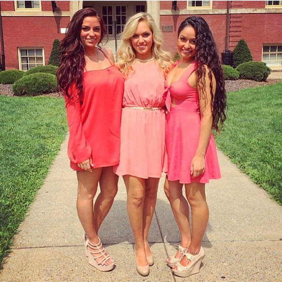 Flowing Coral Dress - Picture 2 of 6